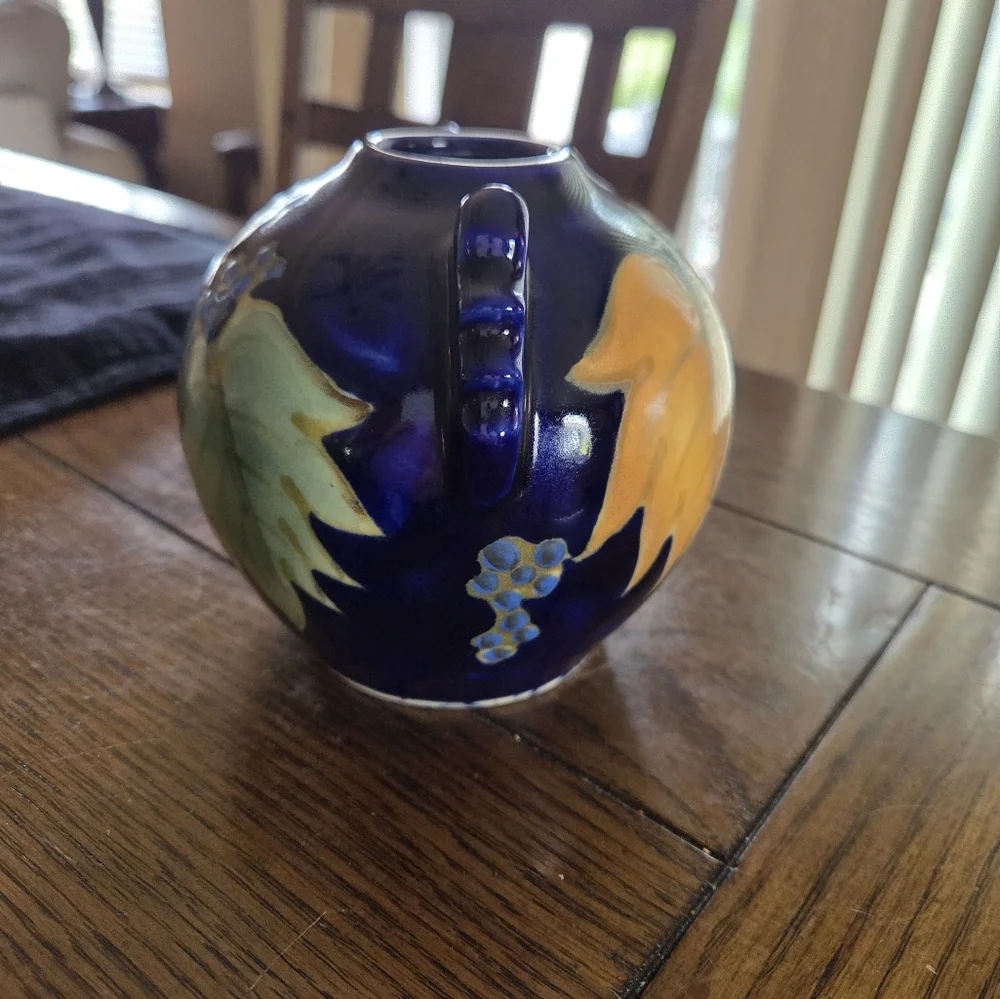 Vintage Cobalt Blue Vase With Grapes And Leaves Made In Japan